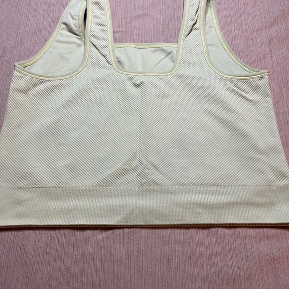 All in Motion Women's Lime Green Ribbed Tank Top Cropped - Picture 2 of 3